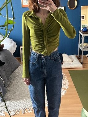 Green long sleeve crop top S